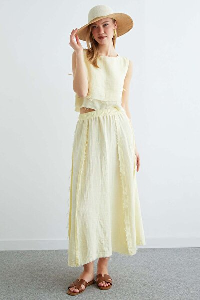 Fulla Moda Muslin 2-Piece Set with Elastic Waist and Tasseled Skirt