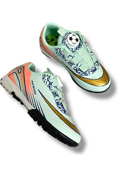 LALİGA 620 Semi-Professional Boys' Sock Football Field