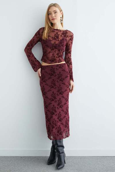 Fulla Moda Elastic Waist Floral Embossed Lined Tulle Skirt