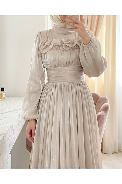 Modamorfo Beli Drapeli Kolu Lastikli Göğsü Ve Eteği Fırfır Detaylı Janjan Abi...