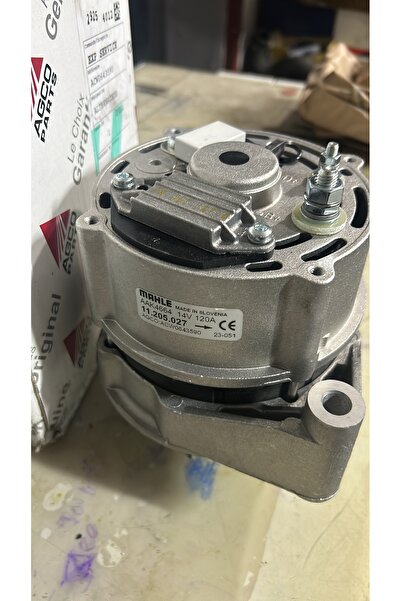 Massey Ferguson 3625 3635 Şarj dinamosu Alternatör 3823653M1