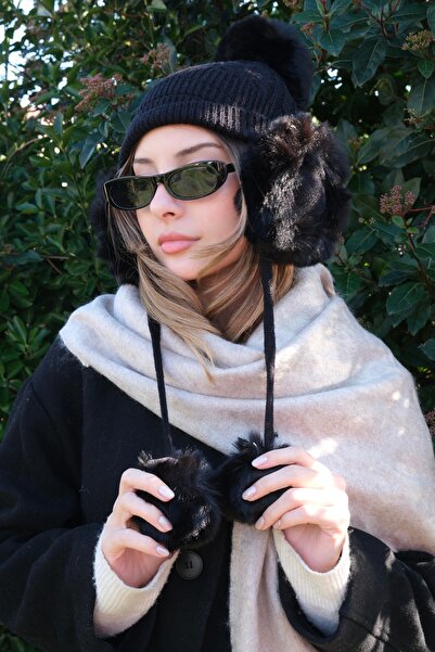 YENGEÇ Black Headphone Pompon Beanie