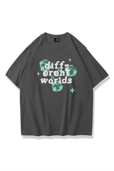 Trendiz Unisex Different Worlds Tshirt Antrasit