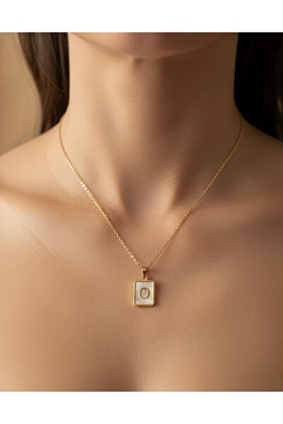 Stilbenim قلادة الرسالة