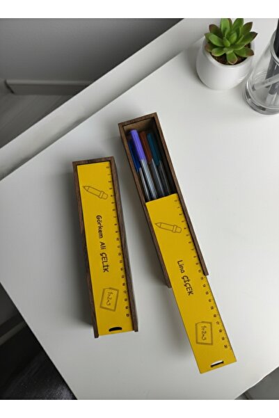 Print Türk İsim Yazılı Cetvel Kapaklı Sürgülü Ahşap Kalem Kutusu Sarı