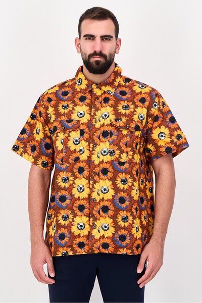 Nike Men Sportswear Fit Short Sleeve Skate Shirt, Multicolor
