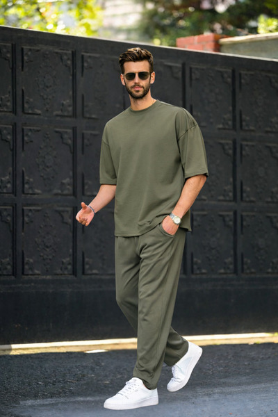 BayBayan طقم رياضي رجالي بأكمام قصيرة من القطن الممشط