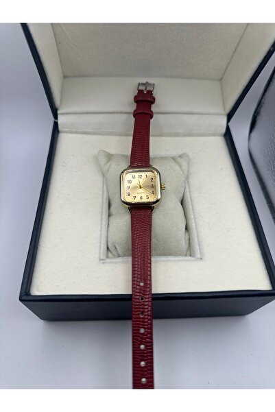 QUARTZ Retro Minimal Square Vintage Women's Wristwatch