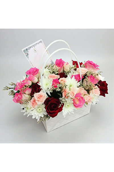 Rich and Royal Flowers Berry basket and cheeks