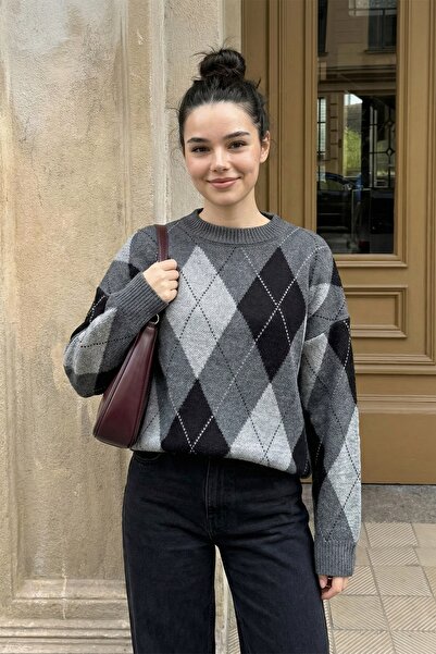 InStyle Плетен пуловер с баклава мотив и полукръгла яка в сиво