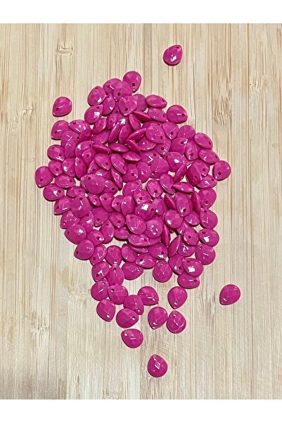 Öztürk Oya, rochii de seară, prosoape, bijuterii, tricotat etc. Mărgele de pi...