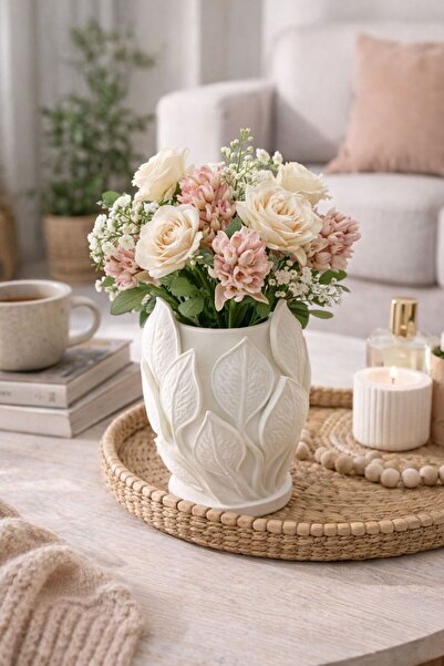 BUBUHOMEDECOR Yaprak Desenli Beyaz Vazo