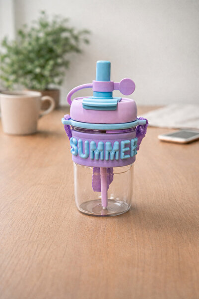 Kitchen Way قارورة بولي كربونات 500 مل مع غطاء وقش منقوشة طراز KW-1028