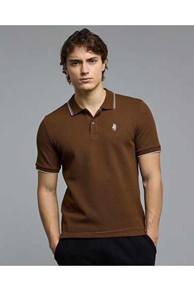 R&B تي شيرت بولو بتفاصيل الشعار وأكمام قصيرة