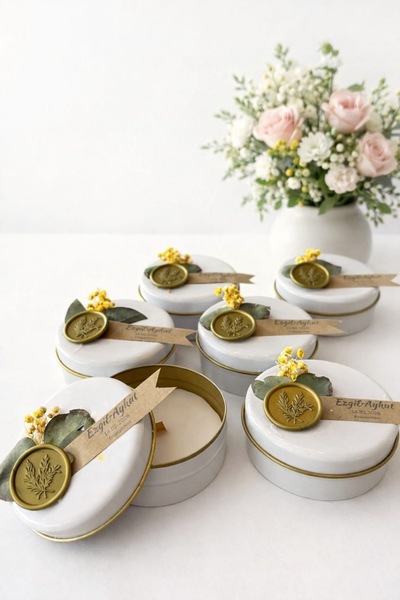 Defne 20 adet beyaz teneke kutu yasemin kokulu okaliptus süslemeli mum. Söz, ...