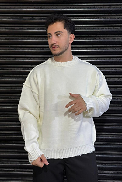 sunfyre Men's Crew Neck Ripped Detail Boxy Fit Knitwear.Sun251