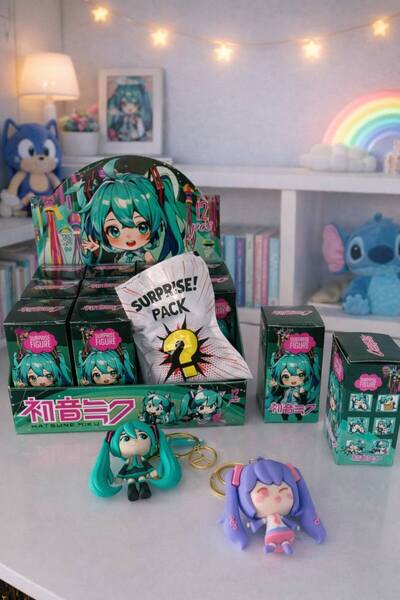 Bakmakistersen Anime Hatsune Miku Karakter Sürpriz Paket Anahtarlık Figür 1 Adet