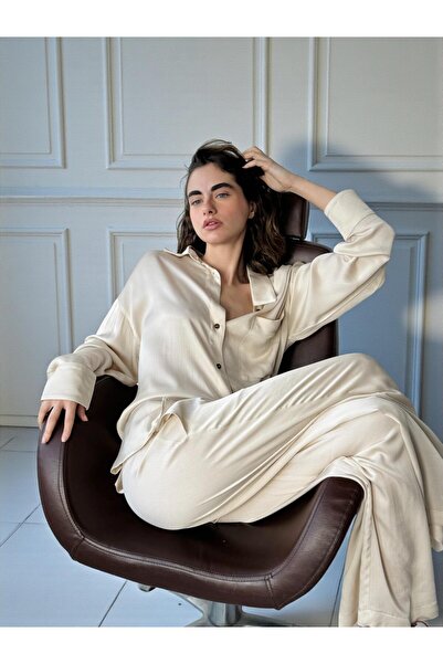 Retrobird Design Satin Surface Loose Fit Relax Pants Women's Cream