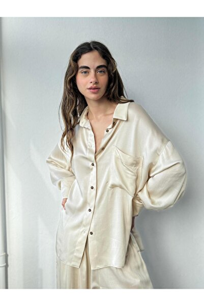 Retrobird Design Satin Surface Boyfriend Shirt Women's Cream