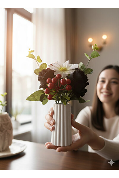 BUKET X Dekoratif Vazo ve Yapay Siyah Gül Papatya ve Kokina Uyumlu Özel Hediy...