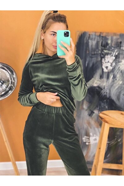 Fashionhaine.ro Women's Premium Velvet Tracksuit Set – Soft and Elastic Material