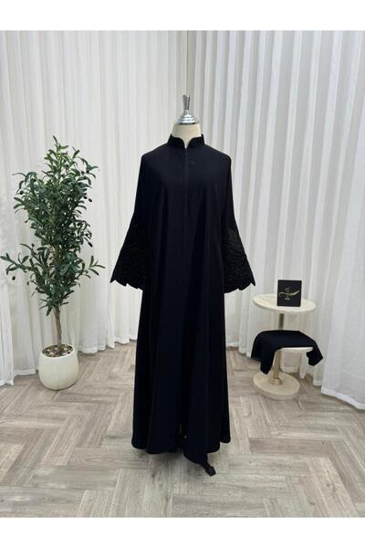 NALA FASHION A luxurious black abaya that combines royal simplicity
