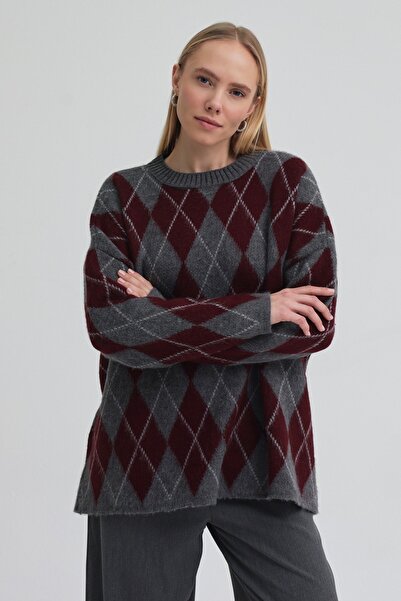 QANU Argyle Knitwear Sweater Burgundy