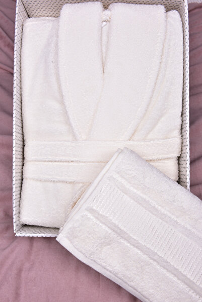 Özdilek منشفة رأس بلون كريمي من Colourist Şalyaka