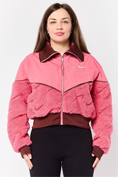 Nike Women Loose Fit long Sleeve Outdoor Jacket, Pink
