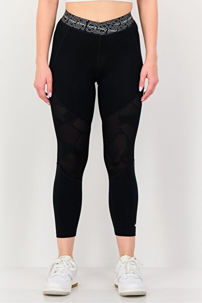 Nike Women Tight Fit Training Crop Length Leggings, Black