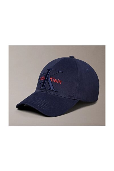 Calvin Klein Large Layered Monologue Cap
