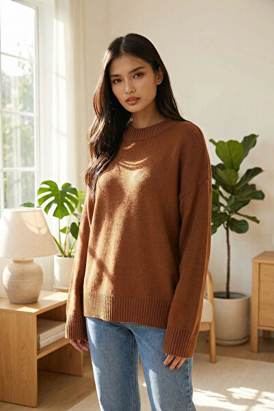 bacc Women's Brown Crew Neck Oversized Knitwear Sweater Bchpk-251238