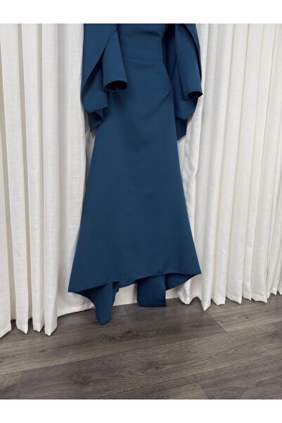 NIRA DRESSES Soft, long, elegant dress