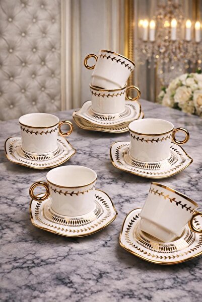Paçi 6-Piece Stylishly Designed Porcelain Coffee Cup Set with Gilded Saucers
