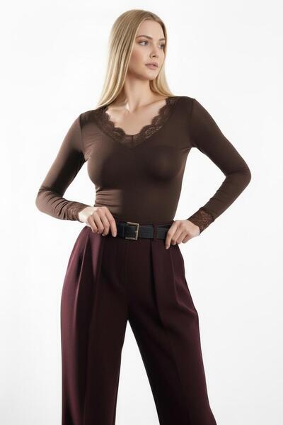 Ferte KADIN V Yaka Dantelli Transparan Bluz