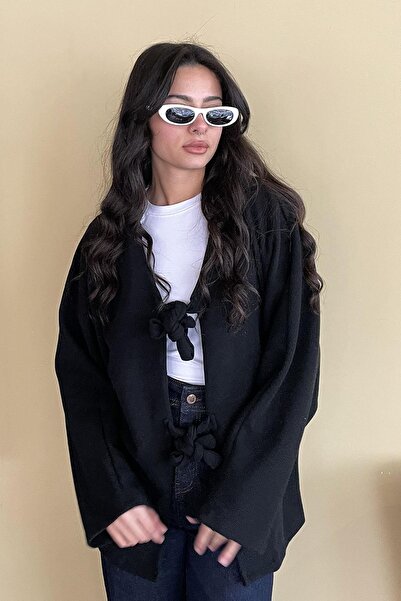 Mistix Thessaloniki Lace-Up Velvet Jacket - Black Black