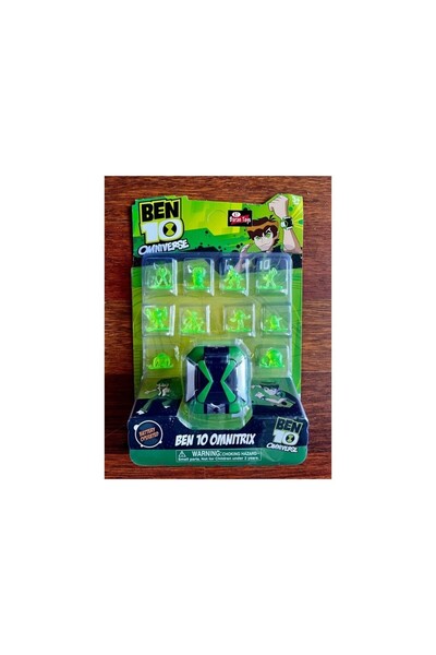 Oyuncakcı&Burada Benten Omnitrix 10 Figürlü Işıklı Sesli Saat Ben on
