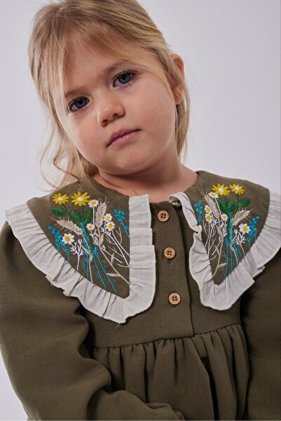 Pinkitokids Rochie pentru fetițe cu guler brodat - Verde măsliniu