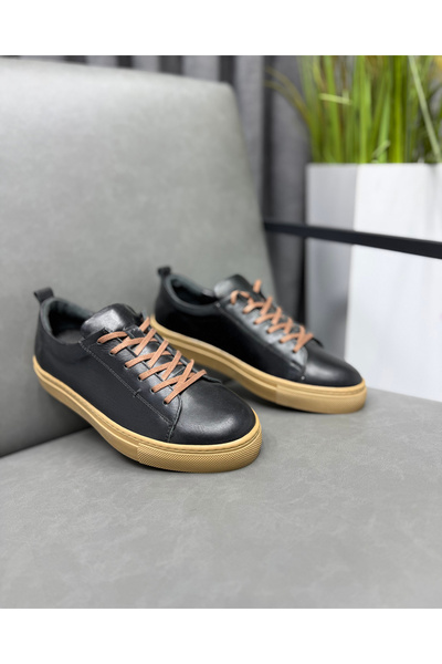 Avni Ceylan حذاء رياضي من الجلد الطبيعي الرقيق