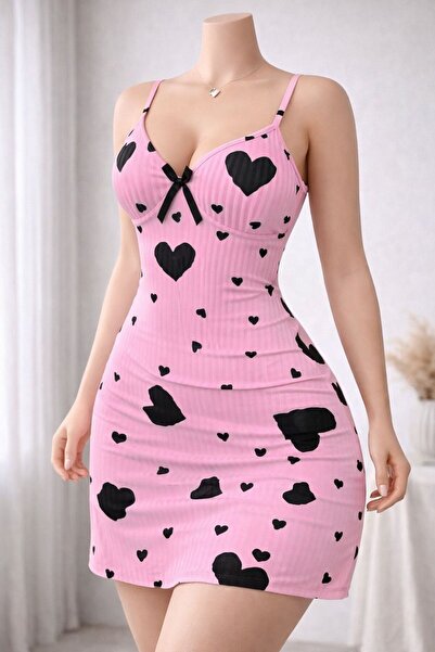 LaFont A short, soft nightgown with a heart pattern that touches your feminin...