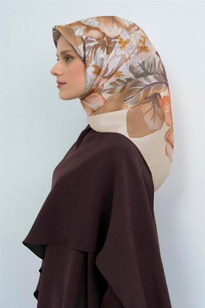 Armine Eșarfă din mătase pură tip twill 9529D 33