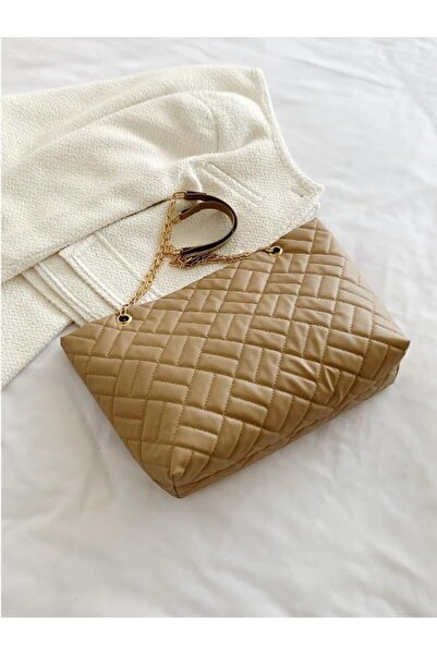 Generic Lightweight Handbag with Gold Chain for Women and Girls