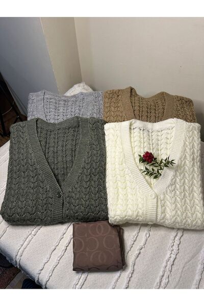 Mako Dowry Set of 4 Knitted Vest and Scarf |   Winter Mother Set