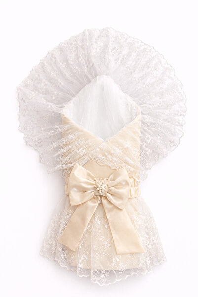 Rain Baby Baby Swaddle with Bow and Lace