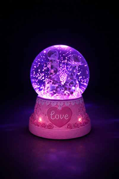 Kalpkutusu Işıklı LOVE Yazılı Romantik Kar Küresi Fanus