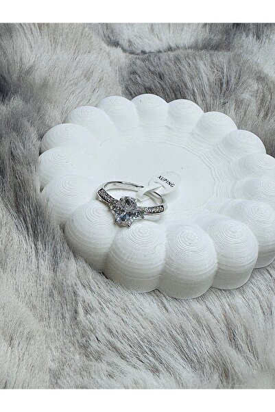 xUPING Tek Taş Görünümlü Zirkon Taşlı Gümüş Renk Kadın Yüzük