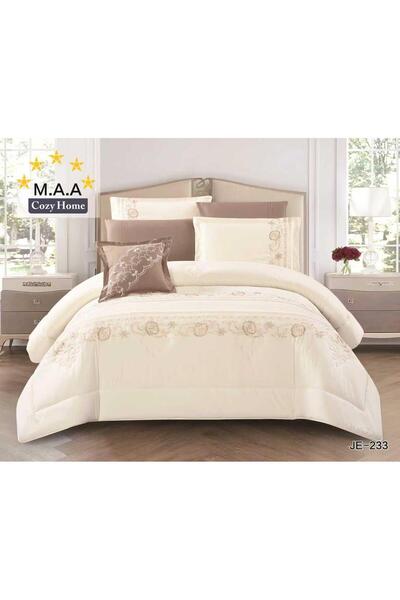 M.A.A Cozyhome Jacquard Print Quilt
