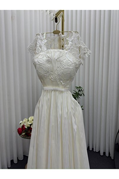 Rovanafashion White "Lace Cloud" Dress
