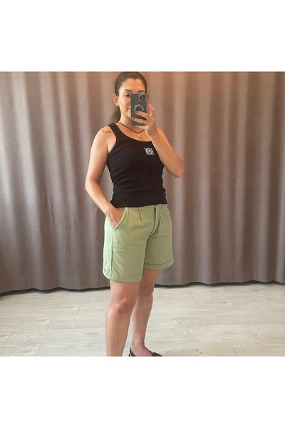 Selenin Elbiseleri Yeşil Kanvas Şort
