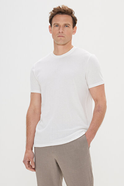 ALTINYILDIZ CLASSICS Men's White Slim Fit Slim Fit 100% Cotton Dobby Crew Nec...